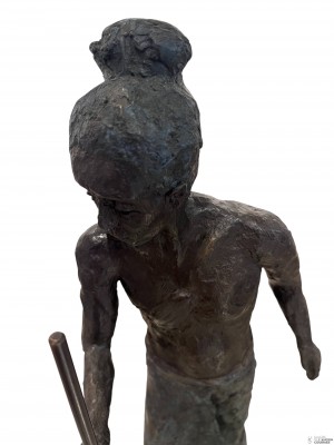 Le marcheur - détail chignon